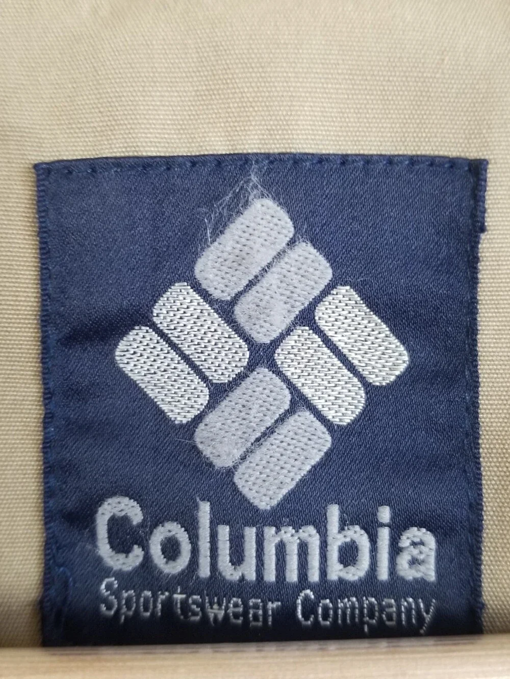 Columbia Sportswear Company no size